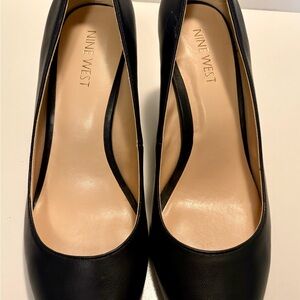 Nine West Navy Blue Heels